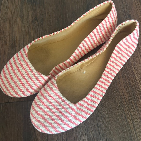 Rothy's Pink and White Striped Flats Casual Comfy Spring 9.5 - Picture 1 of 6